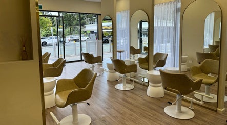 Artistry Hair and Cosmetic Lounge