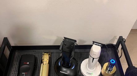 CUSTOMS 3VS image 2