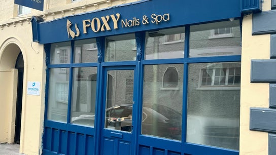 Foxy Nails & Spa