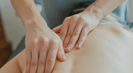 Hextable Massage Therapy image 2