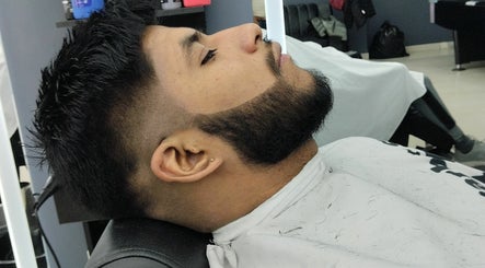 Chinobarber image 2