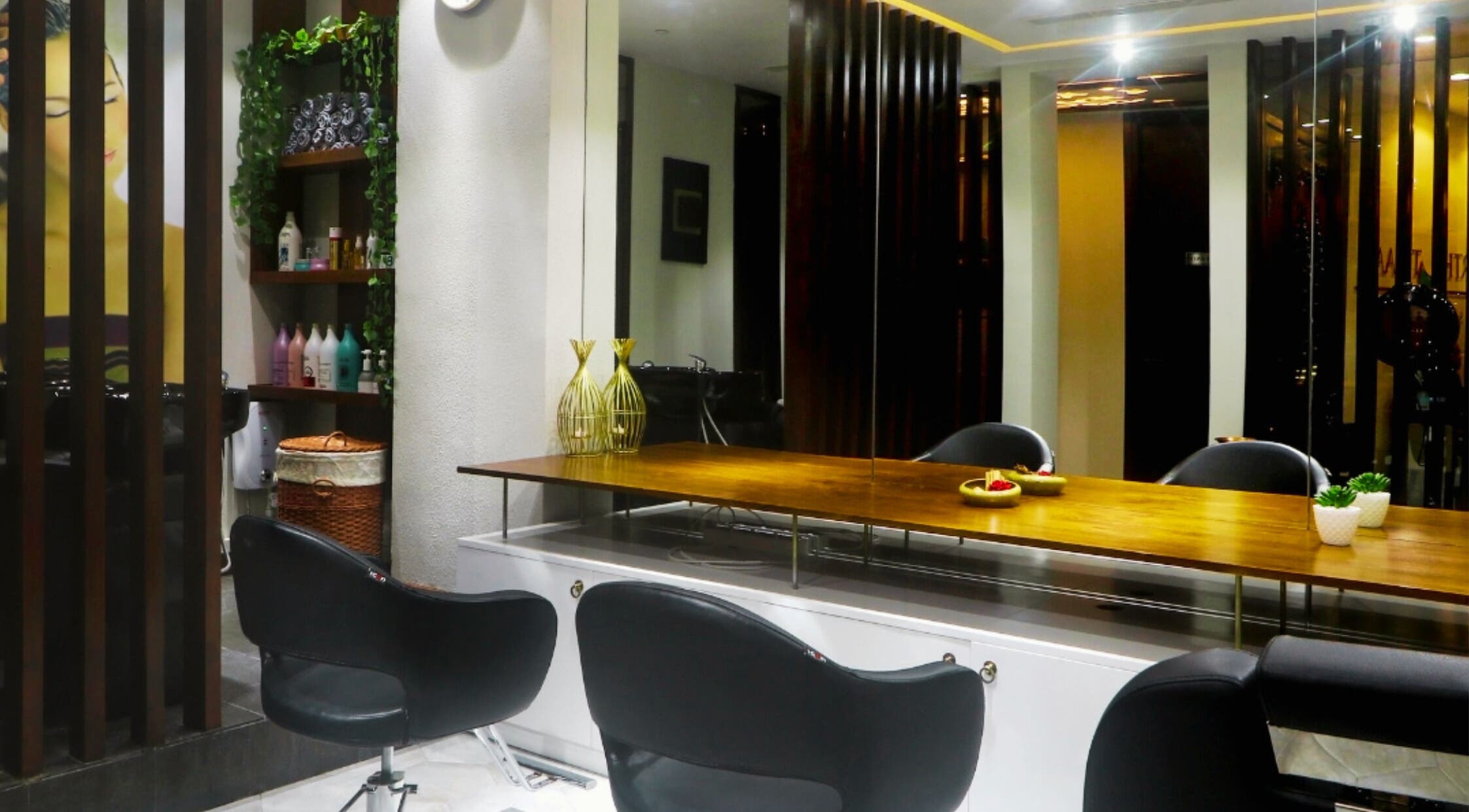 Chic, modern salon area in Martha Tilaar Spa Colombo. Cozy ambiance in Colombo, Western Province, LK.