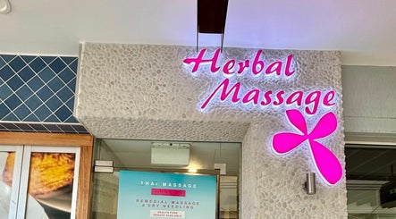 Herbal Massage