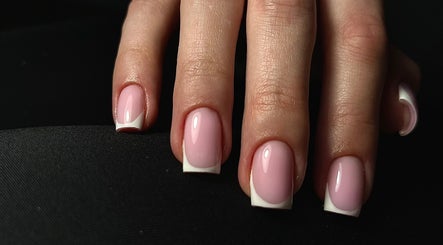 Veronica's Beauty Studio