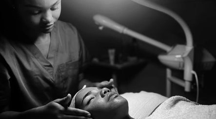 A serene facial treatment at I Skin Beauty Center, Willemstad, Curaçao, CW, enhancing skin wellness.
