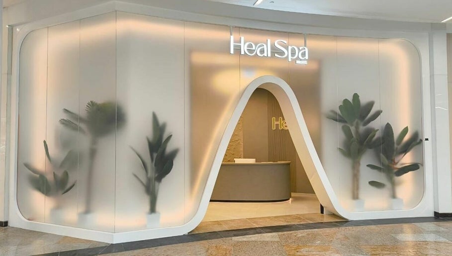 Heal Spa Best Massage at Dubai Festival City Mall afbeelding 1