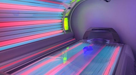 Glow Tanning and Beauty