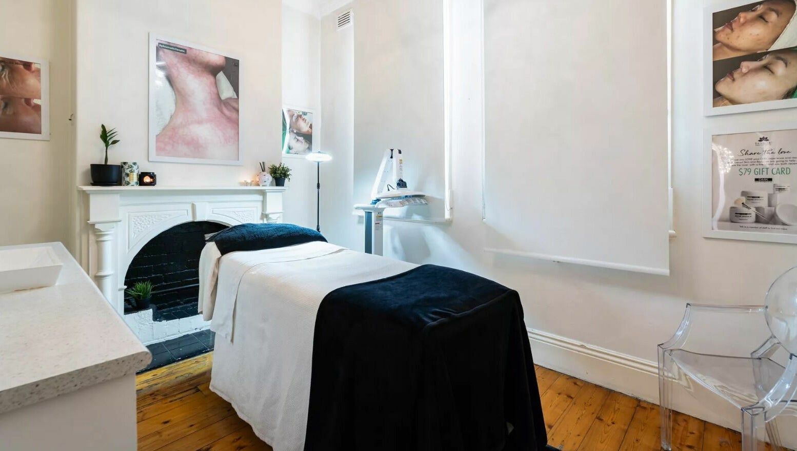 Treatment room at Universal Advanced Skin and Body Clinic in Melbourne, Victoria, AU with bed and soothing decor.