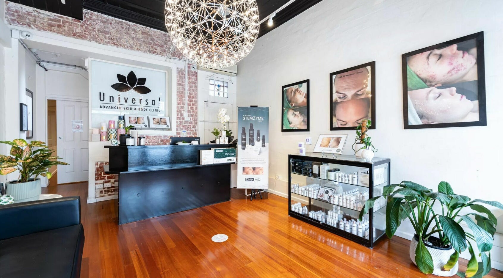 Reception area of Universal Advanced Skin and Body Clinic in Melbourne, Victoria, AU with modern decor.