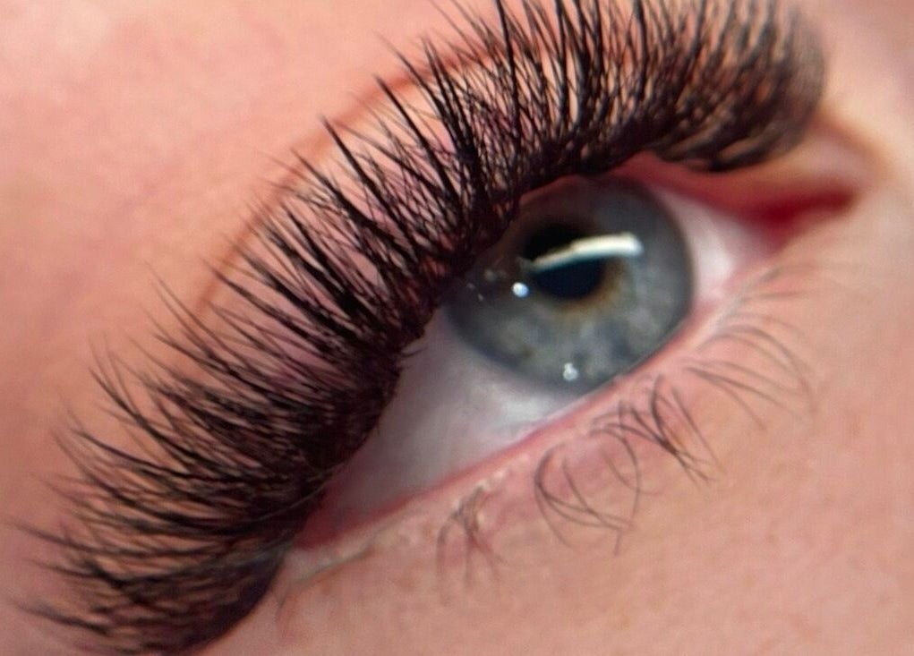 Close-up of stunning eyelash extensions at Lash Love Lane, Melbourne, Victoria, AU.