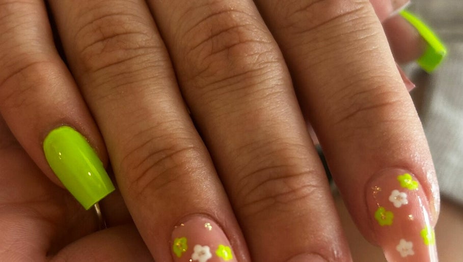 Kaisgelnails image 1