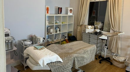 Saving Face Aesthetics & Beauty obrázek 2