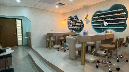 Paint and Blow Beauty Studio