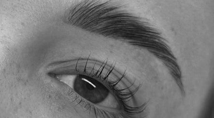 Close-up of expertly shaped eyebrow and lashes at Aura Aesthetics, Thornlands, Queensland, AU.