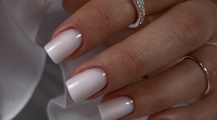 Nail DOM – obraz 3