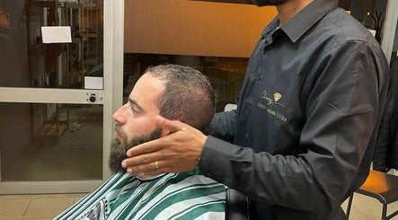 Chaves barbearia, cabeleireiro, estetica Bild 3