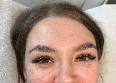 Close up of vibrant eyelash extensions at G Louise Lashes @ The Look Lab Salon, Yarm, England, GB.