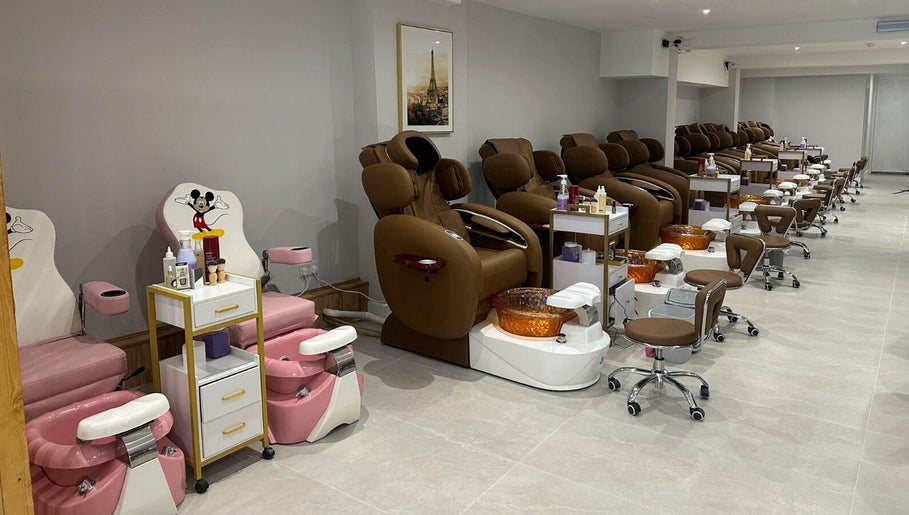 Ambiance Nails & Spa – obraz 1