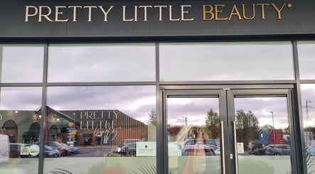 Entrance of Waxing Crescent in Willington, England, GB with Pretty Little Beauty sign.