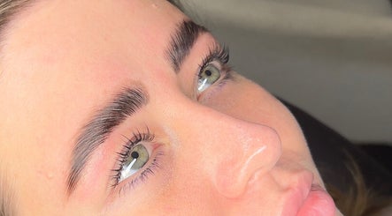 Close-up of expertly styled brows and lashes at Beauty Muse (BLEND), Skewen, Wales, GB.