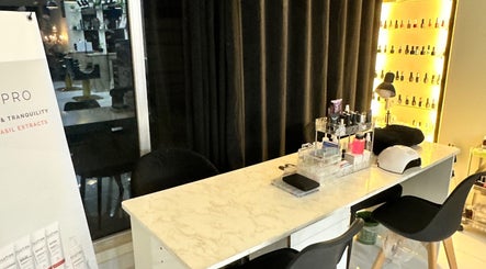 Luxe Beauty & Spa image 2