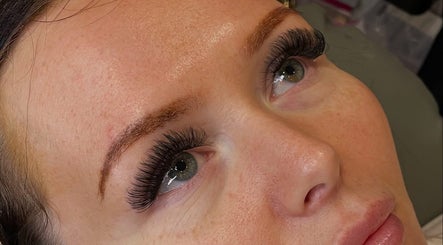 Glow Beauty image 2