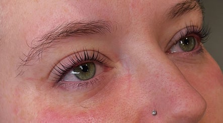 Glow Beauty image 3