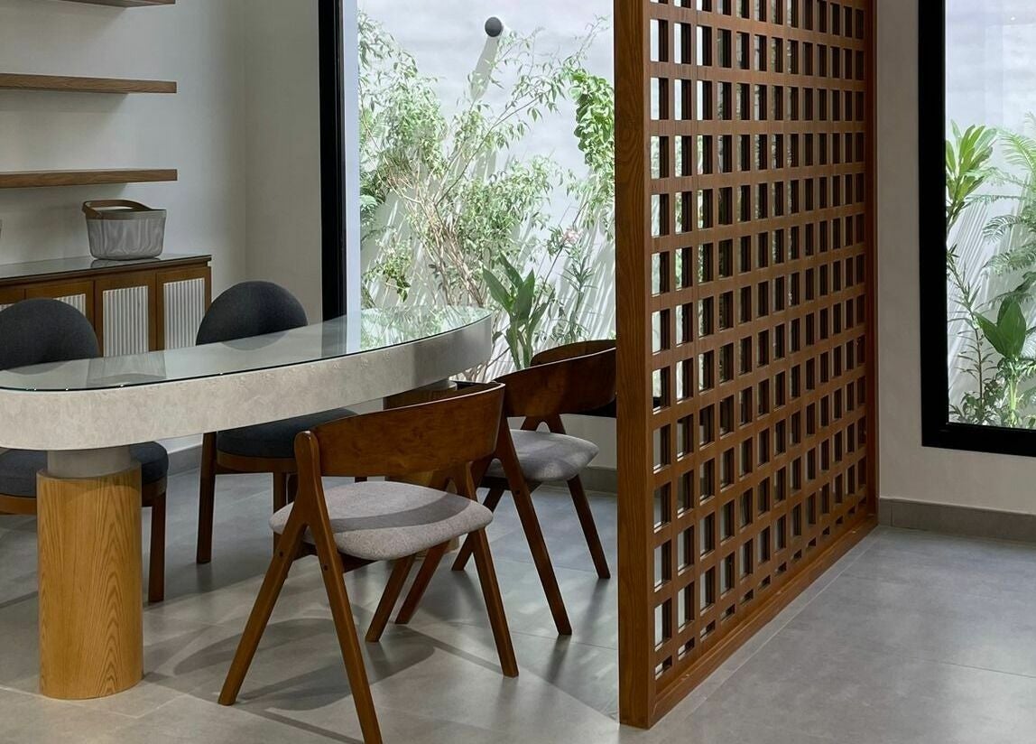 Elegant lounge area at Ling Spa I لنق سبا, Riyadh, Riyadh Province, SA, featuring modern decor and greenery.