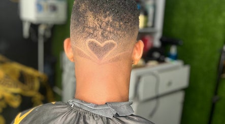 Adelin barbershop, bilde 2