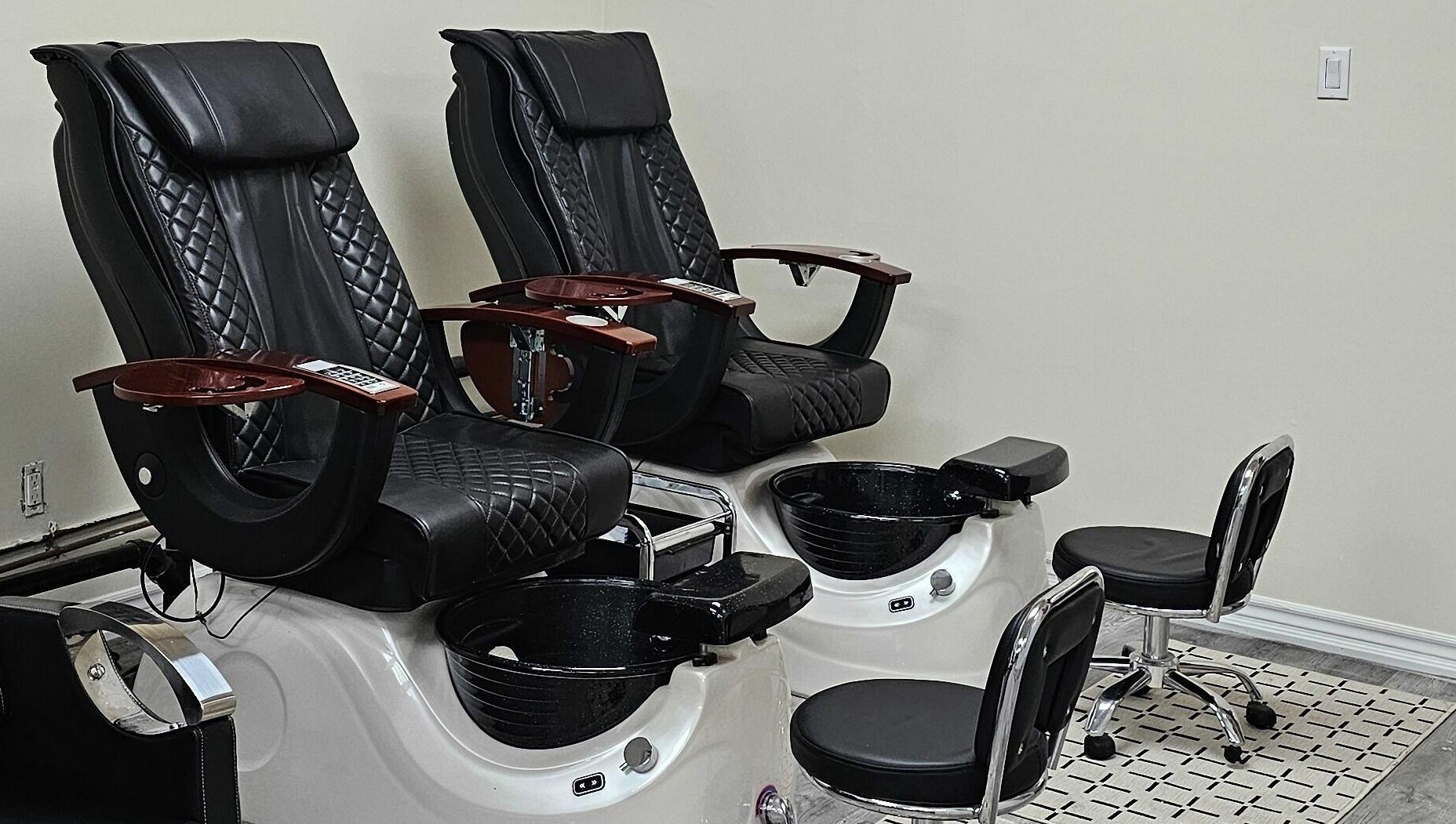 Luxury pedicure chairs at Your Choice Salon And Spa, Mississauga, Ontario, CA for ultimate pampering.