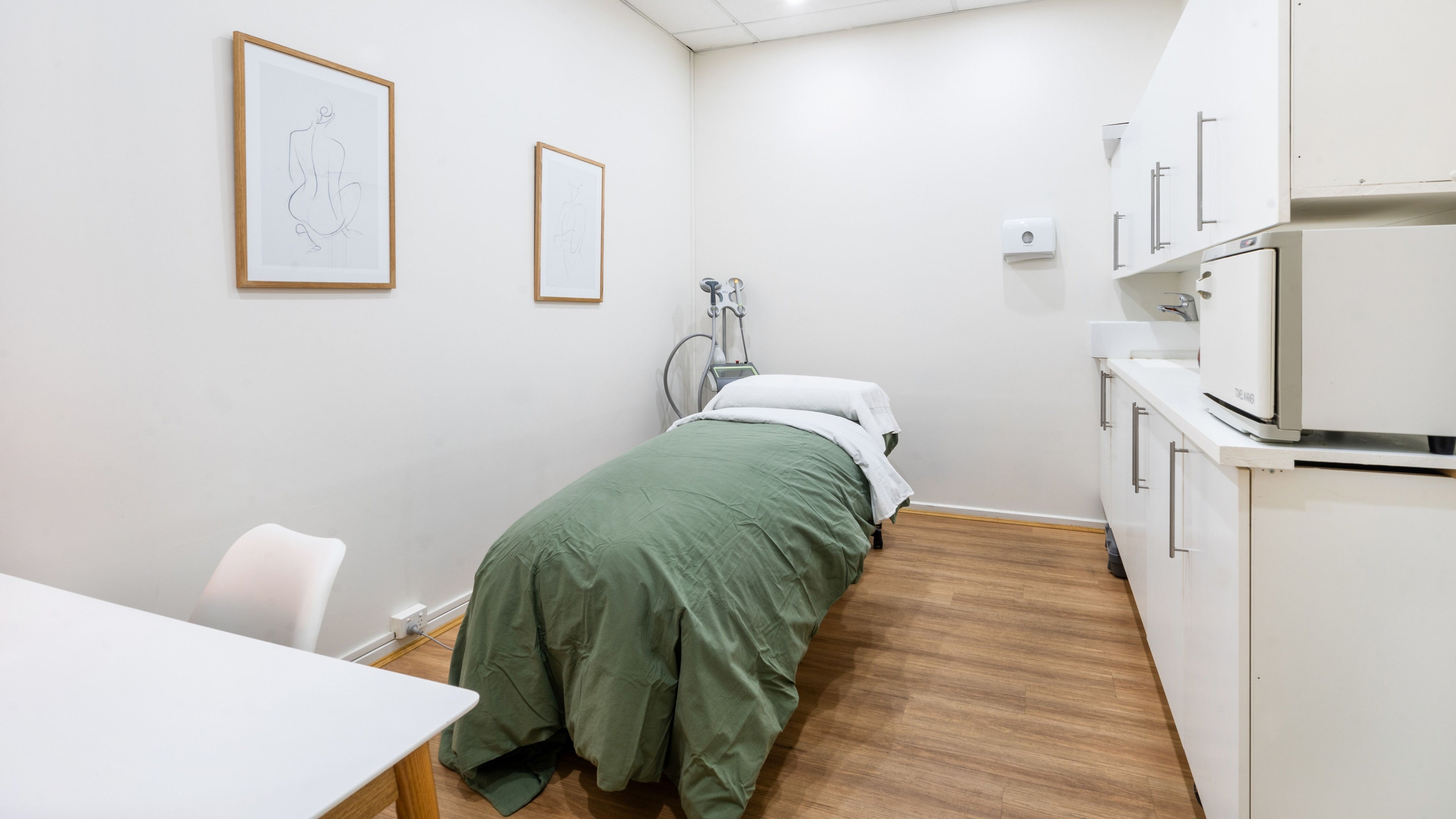 Relaxing therapy room at Kay and Co - Cosmetic Rejuvenation Ringwood East, Melbourne, Victoria, AU.