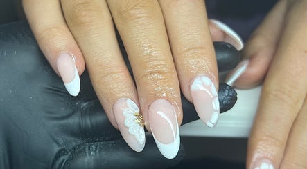 Nailzbycharl image 3