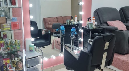 Divas Club salon imej 3