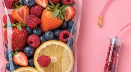 Nutrient-rich fruit infusion therapy bag at Skin and Drip, London, England, GB.