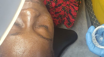 Neneeys Optimal Skincare image 2