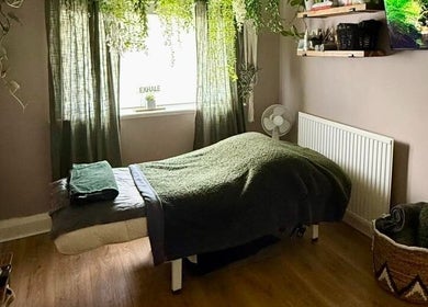 Relaxing treatment room at Wellbeing with Jaydene at Jaydene’s Home, York, England, GB, featuring cozy decor.