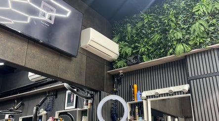 Latin Barber studio зображення 3