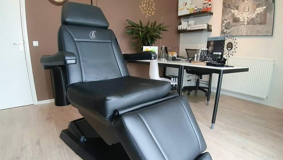 Brow Bar Helmond afbeelding 1