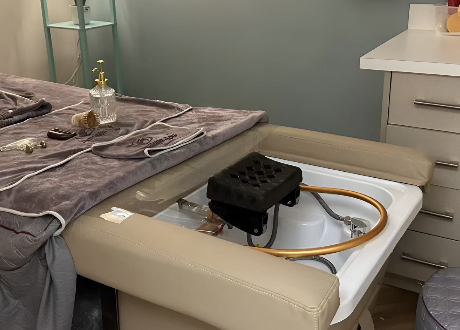 Luxury spa massage table and equipment at Pattaya Spa, Pembroke Pines, Florida, US.