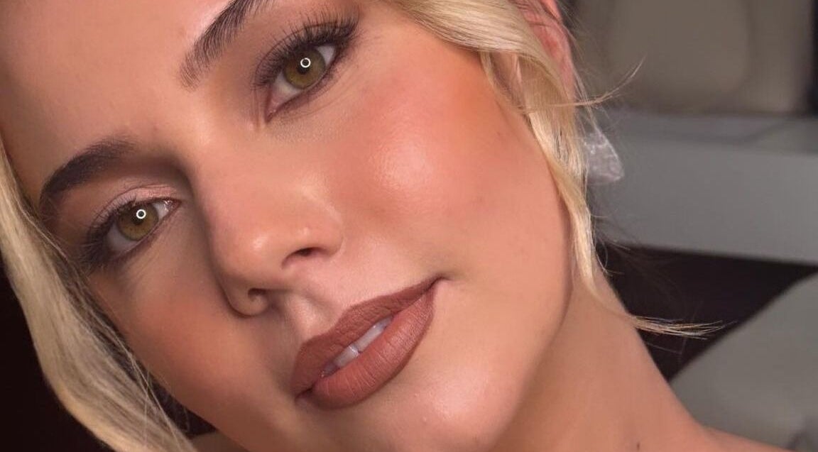 Illume Beauty @ Jennifer's Hair Salon showcases elegant makeup in Wauchope, New South Wales, AU.