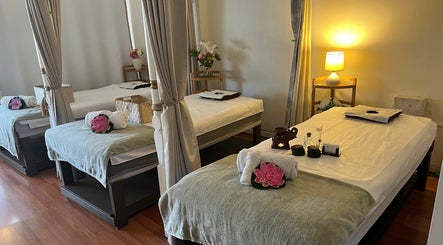 Payak therapeutic thai massage imaginea 2