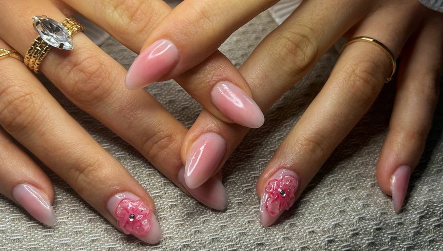 Orevea_nails_fuveau image 1