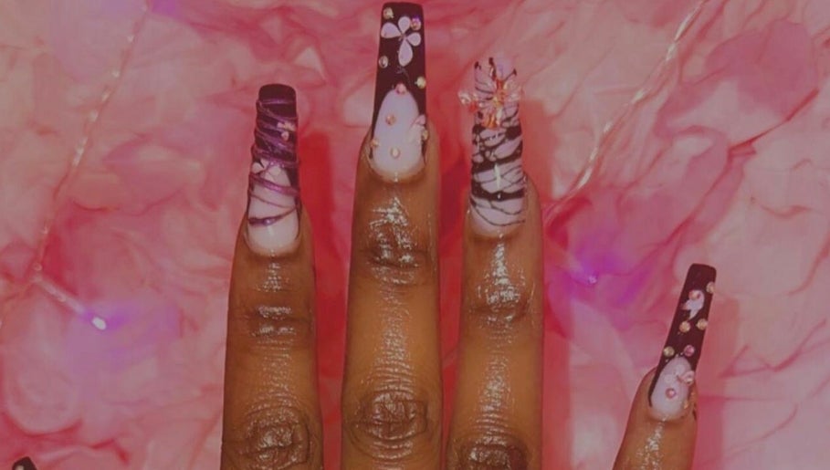 Kharmed Nails afbeelding 1