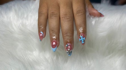 Kharmed Nails