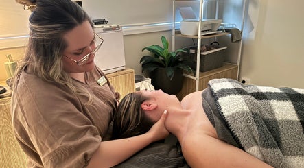Relaxing massage at Beneath The Skin - Port Macquarie, Port Macquarie, New South Wales, AU.