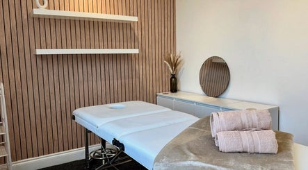 Gemma Louise Hair & Beauty