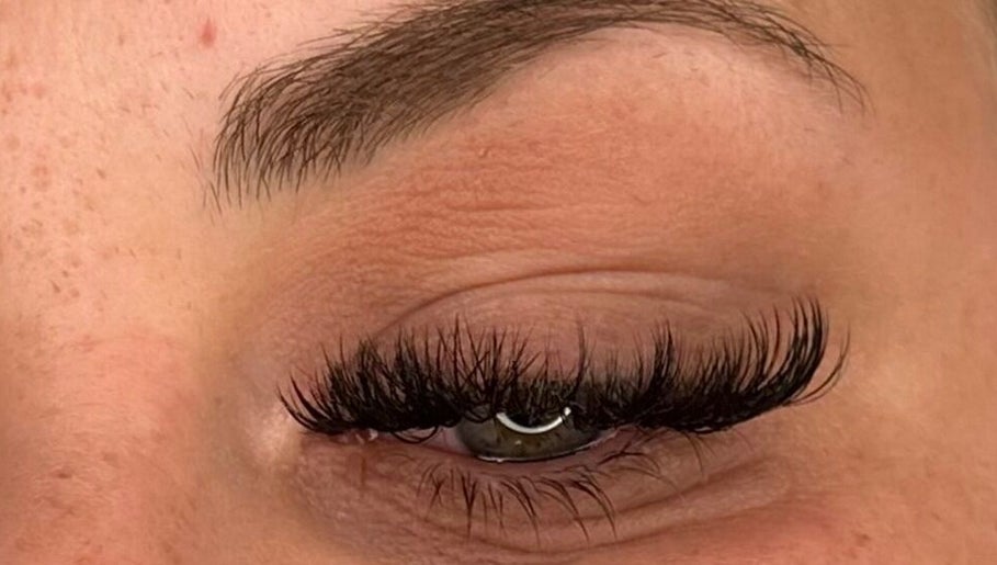 S L lashes and Beauty obrázek 1