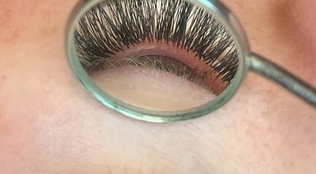 Dasha’s lashes afbeelding 3