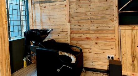 YK Barber's