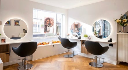 Adrian J Hairdressing